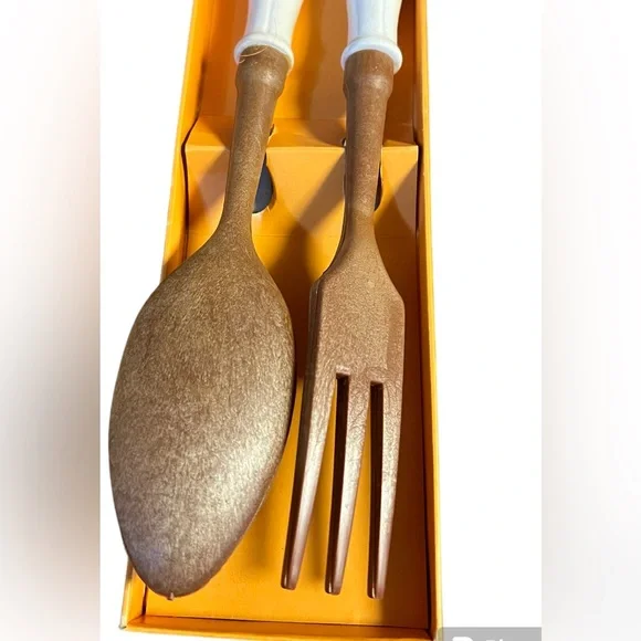 Vintage‎ Disney Mickey Mouse Wood and Ceramic Salad Fork And Spoon Set in Box - Picture 3 of 9